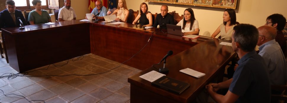 Sílvia Colom, alcaldessa de Vilafranca, presenta el repartiment de les delegacions del nou govern