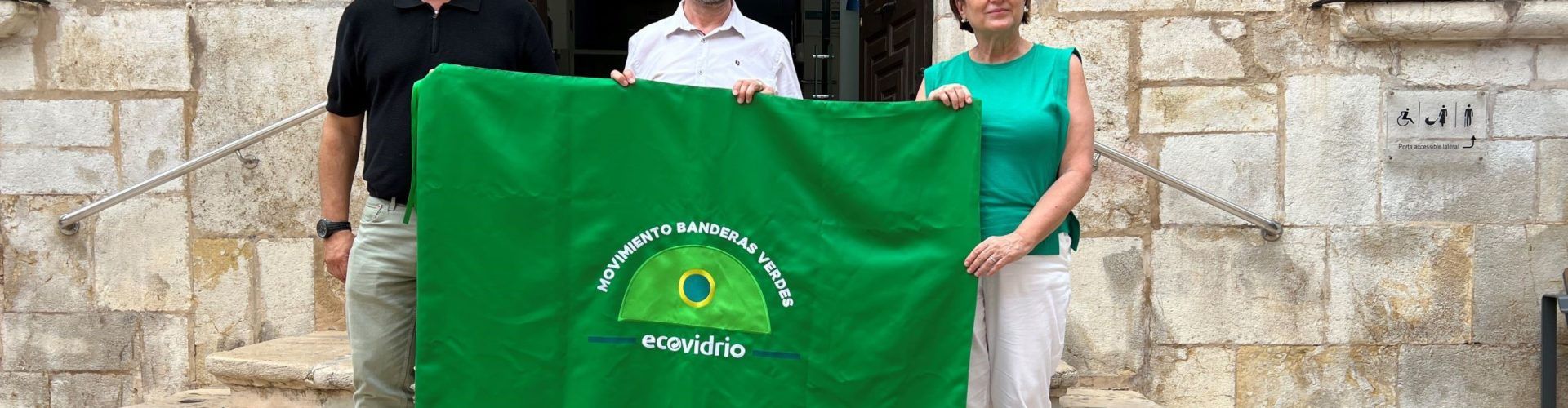 Vinaròs competirà aquest estiu per aconseguir la Bandera Verda de la sostenibilitat hostalera d’Ecovidrio