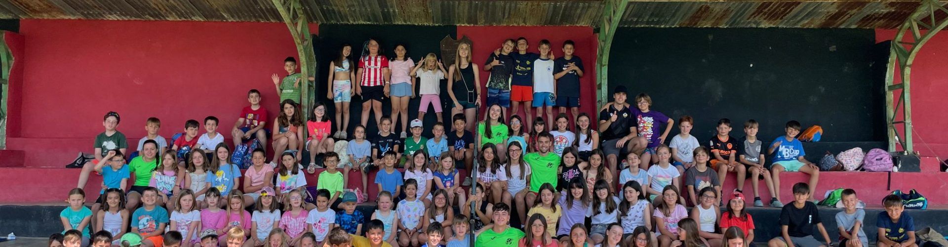 Unes 160 xiquetes i xiquets a l’Escola d’Estiu de Vilafranca