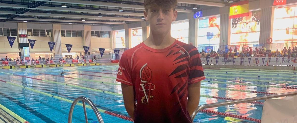 Jon Guarch, del Club Natació Vinaròs, en el Campionat d’Espanya