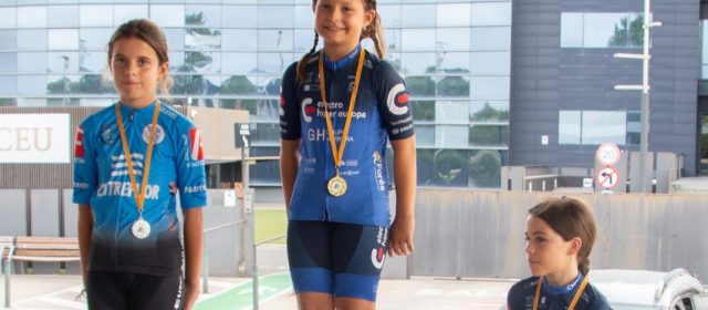 Aleix Mercader, Maria Casanova i Toni Carrasco, CNC ACADEMY, competeixen a Castelló