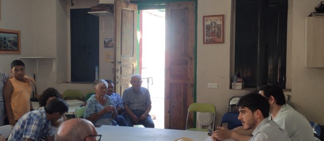 El veïnat de La Pobleta demana col·laboració i atenció a l’equip de govern