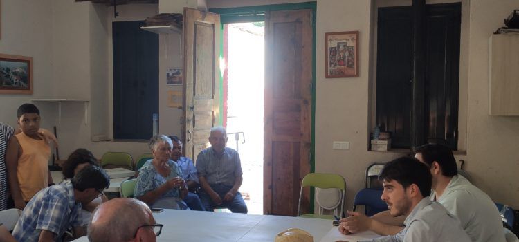 El veïnat de La Pobleta demana col·laboració i atenció a l’equip de govern