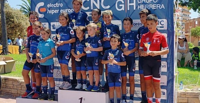 Èxit dels ciclistes locals a Vinaròs
