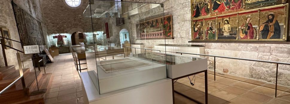 La traça del s. XIV de la Catedral de Tortosa i el còdex 212 Directorium inquisitorum,  a l’Exposició Permanent Sancta Maria Dertosae