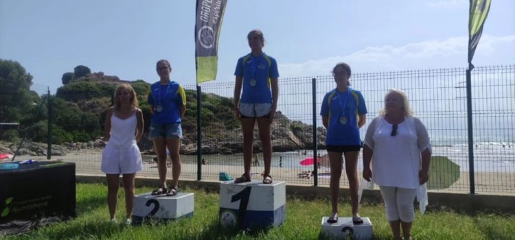 UN CN Benicarló combatiu davant la mar brava de les platges d’Orpesa
