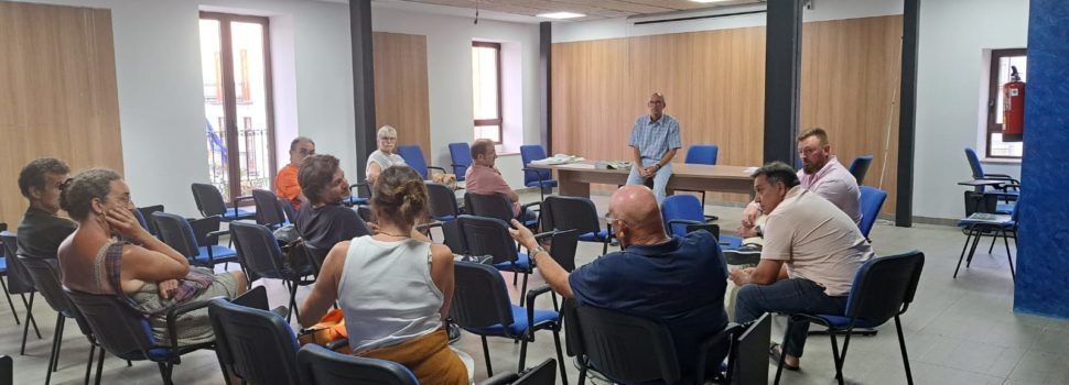 El Ayuntamiento de Sant Jordi se reúne con empresarios turísticos para presentar propuestas