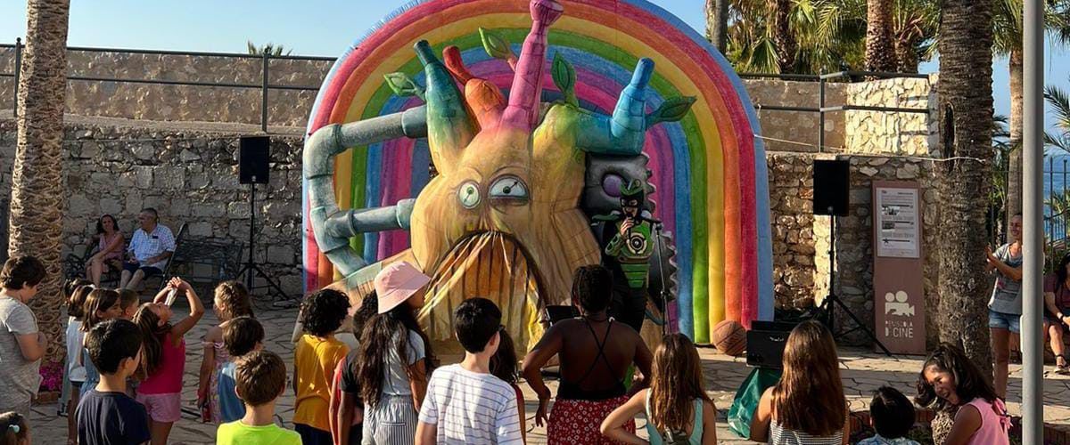 Peníscola presenta la XVI edició del Festival de Teatre al Carrer 