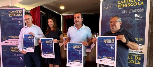 Peníscola es prepara per a acollir la II Travessia de Natació Castell de Peníscola