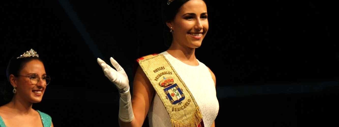 Benicarló proclama a Neleta Boo García como Reina de las Fiestas Patronales