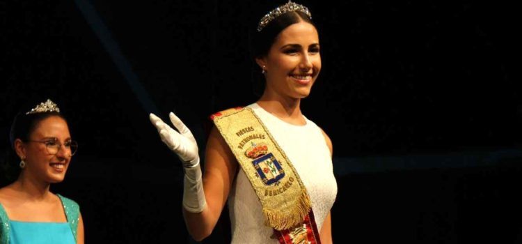 Benicarló proclama a Neleta Boo García como Reina de las Fiestas Patronales
