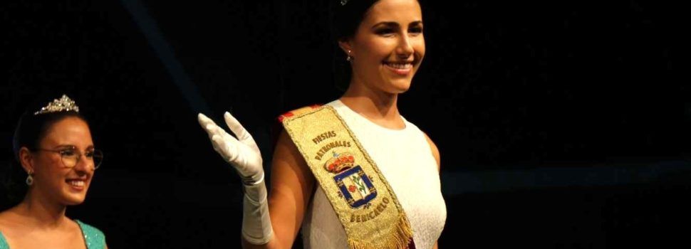 Benicarló proclama a Neleta Boo García como Reina de las Fiestas Patronales