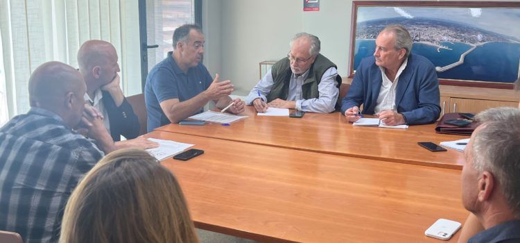 La conselleria acerca posturas con las cofradías de Vinaròs, Benicarló y Burriana