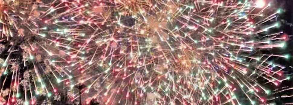 Benicarló cierra las fiestas con un espectacular castillo de fuegos artificiales