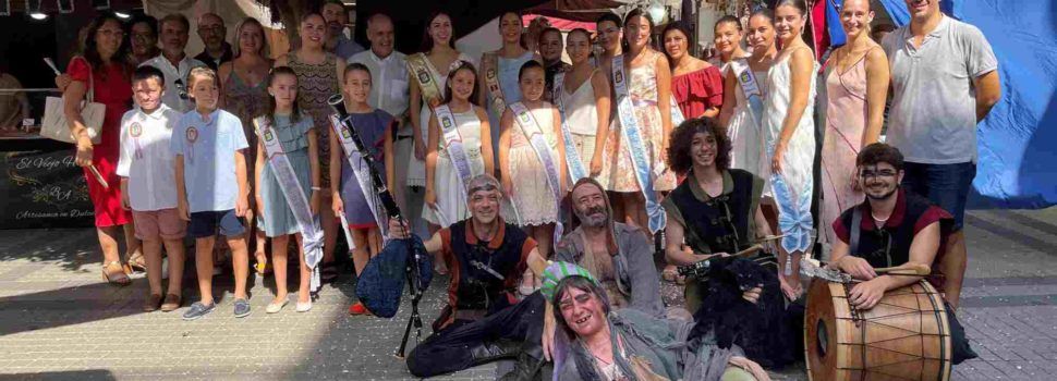 La corte de honor y el alcalde inauguran el Mercado Medieval de Benicarló