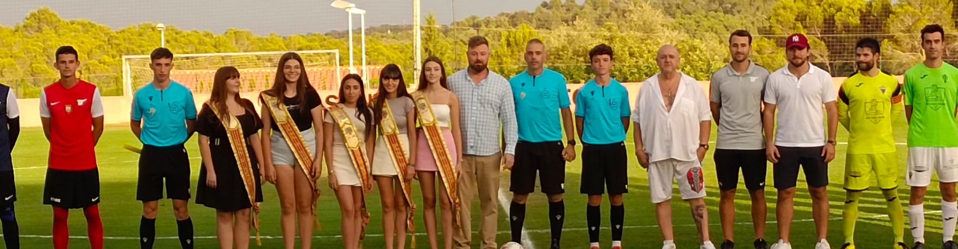 Iván Sánchez inaugura el nuevo campo de fútbol de Sant Jordi con un homenaje a Bautista Sales
