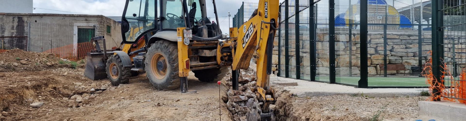 Continuen les obres a les pistes esportives de Vilafranca