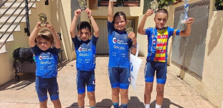 Bona actuació a Càlig dels vinarrosencs del CNC ACADEMY