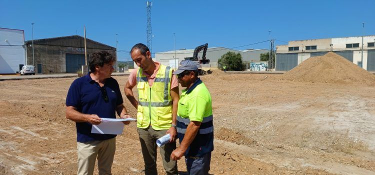 Benicarló comença les obres de construcció d’un pàrquing per a vehicles pesats al Collet