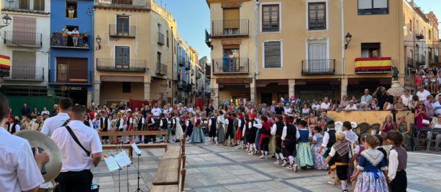 Fotos: El ball pla infantil i de fadrins de Sant Mateu