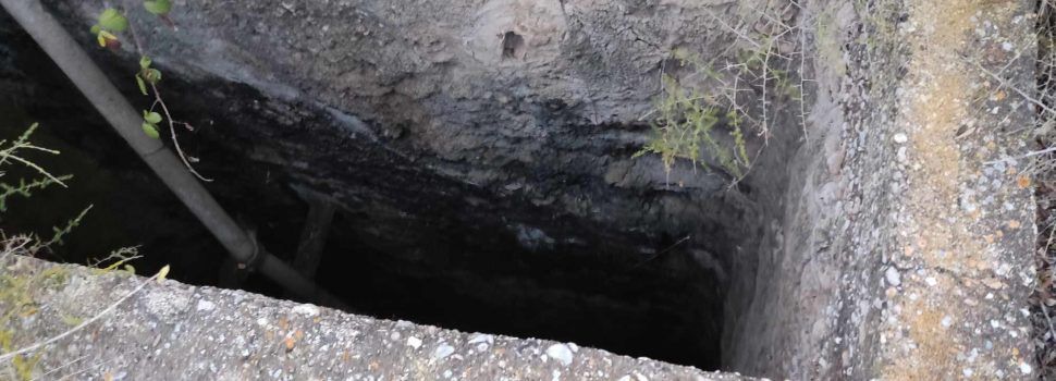 Pou perillós a la Cala Puntal de Vinaròs