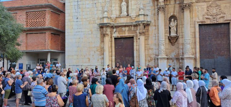 Alcalà de Xivert es concentra en solidaritat amb el Marroc per la tragèdia del terratrèmol