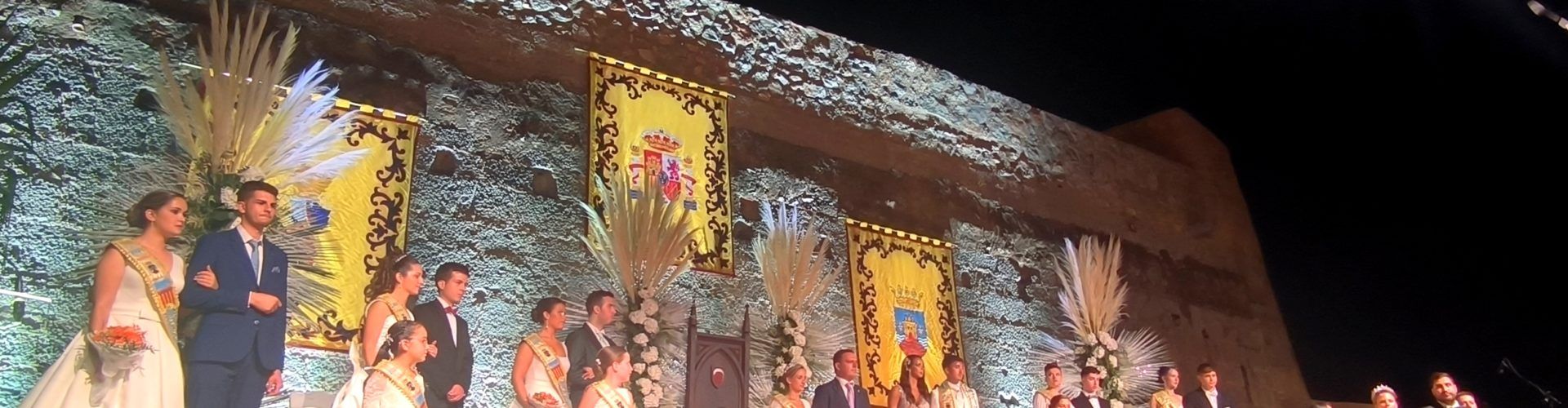 Peñíscola proclama a su Reina y Corte de Honor 2023 en un emotivo acto en el Parque de Artillería