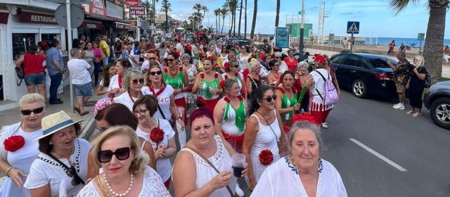 Les dones inauguren la festa taurina a Peníscola