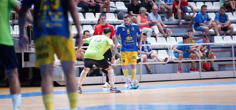 El Servigroup Peñíscola golea en el derbi y ya está en la Final Four de la Supercopa Comunitat (2-7)
