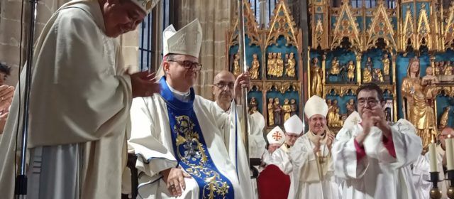 Presa de possessió del nou bisbe de Tortosa