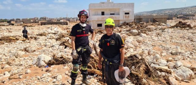 Dos bombers vinarossencs participaren en la recerca de supervivents a Líbia