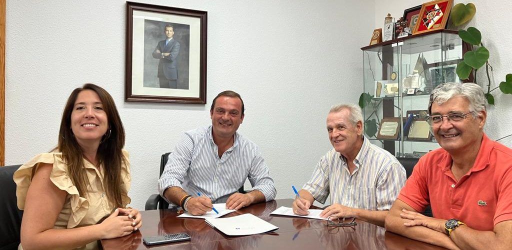 L’Ajuntament de Peníscola i el Centre d’Iniciatives Culturals signen un conveni de col·laboració per a fomentar la promoció cultural del municipi