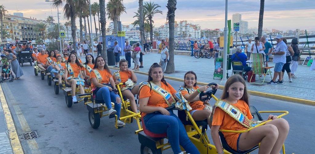 Peñíscola congrega a un millar de participantes en la bicicletada de Fiestas