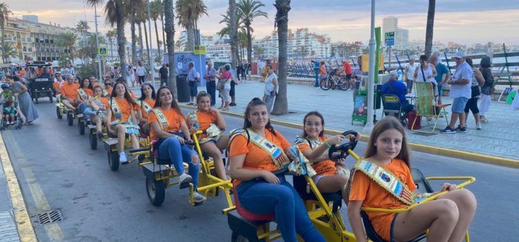 Peñíscola congrega a un millar de participantes en la bicicletada de Fiestas
