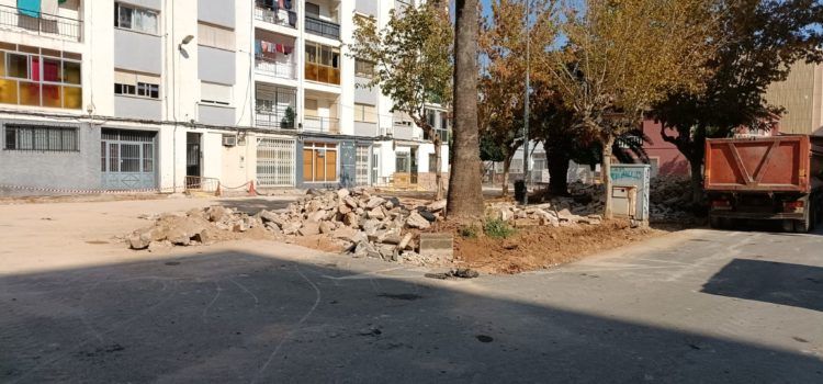 Comencen les obres de la primera fase de rehabilitació de la plaça de Sant Andreu