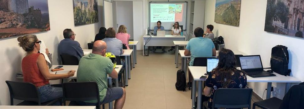 L’Ajuntament d’Alcalà-Alcossebre celebra reunions tècniques amb empresaris locals sobre els clubs de producte de turístic