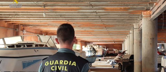 La Guardia Civil desmantela en Amposta y Deltebre dos talleres ilegales de reparación de vehículos a motor y de embarcaciones náuticas