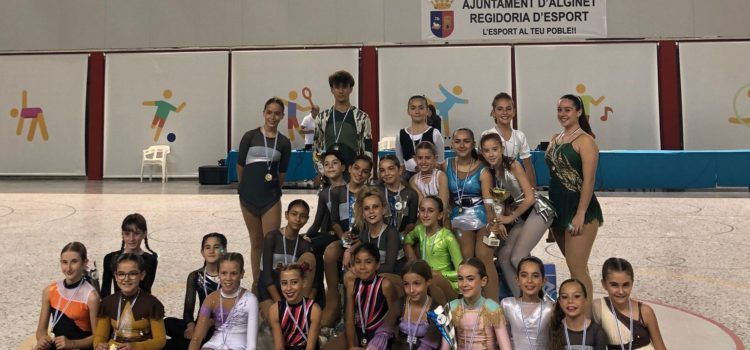 Vera Estupiñá e Iris Viana (Club de Patinaje de Vinaròs), en el trofeo mini de la Federación