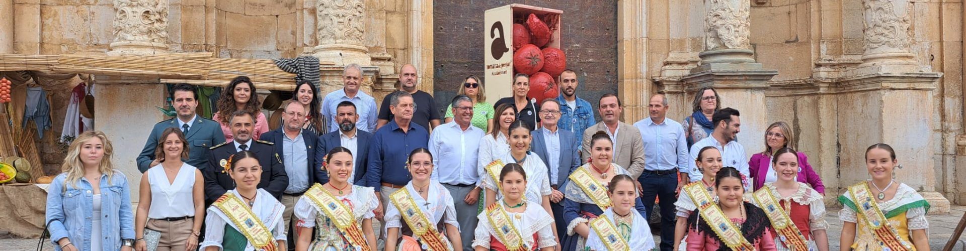 Alcalà de Xivert inaugura la IX Fira de la Tomata de Penjar