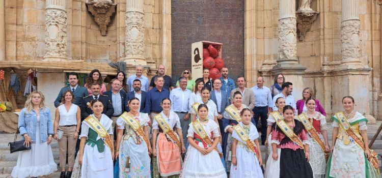 Alcalà de Xivert inaugura la IX Fira de la Tomata de Penjar