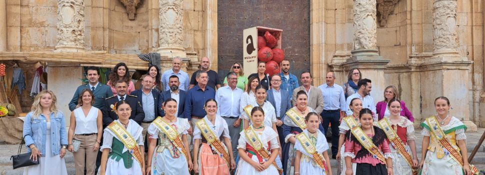 Alcalà de Xivert inaugura la IX Fira de la Tomata de Penjar