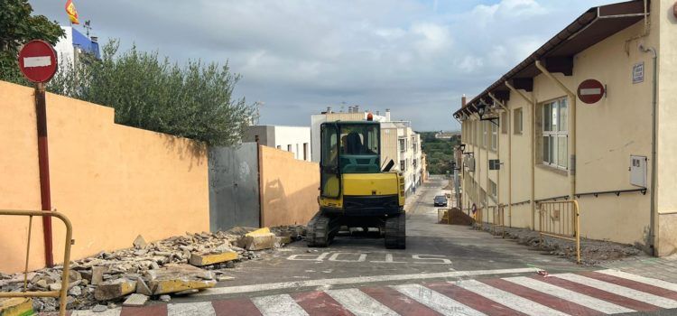 Comencen les obres d’adequació del carrer d’Agustí Mercé de Càlig
