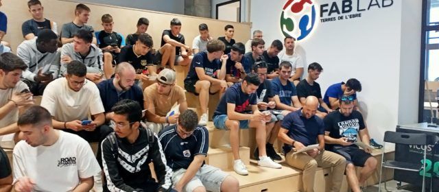 Una quarantena de joves participen a Amposta en el Networking Odisseu sobre robòtica col·laborativa