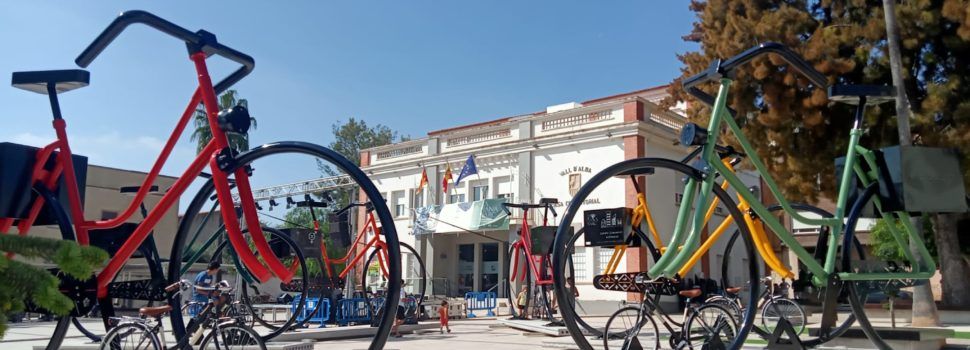Bicicletes gegants a la Plana de l’Arc