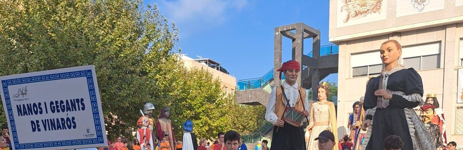 Els gegantons de Vinaròs, en la VI trobada de la Federació Valenciana a l’Alcora