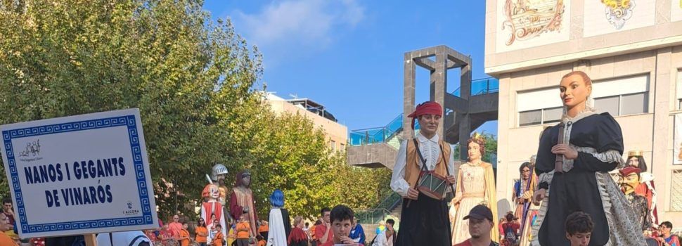 Els gegantons de Vinaròs, en la VI trobada de la Federació Valenciana a l’Alcora