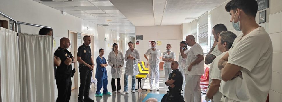 El Departament de Salut de Vinaròs participa en el dia mundial de la parada cardíaca amb un taller de formació sobre RCP