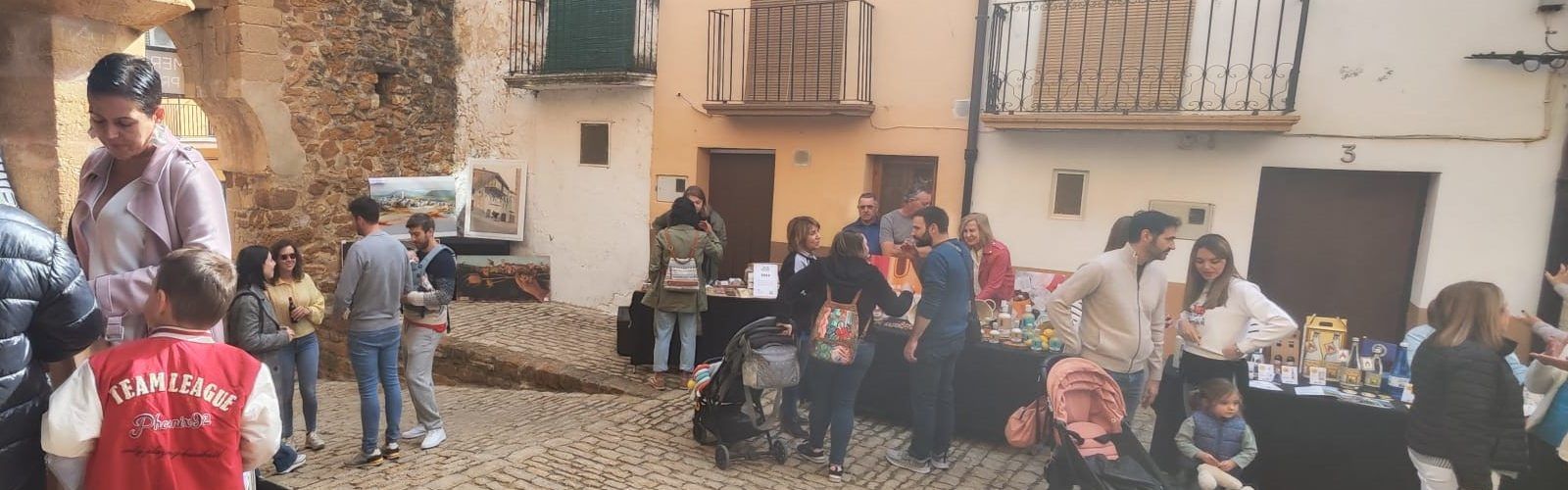 Alta participació en el Mercat de l’Avellana de Benassal