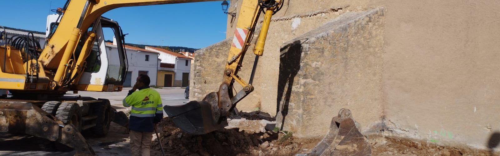 L’Ajuntament de Vilafranca realitza noves millores a la plaça de bous i el seu entorn