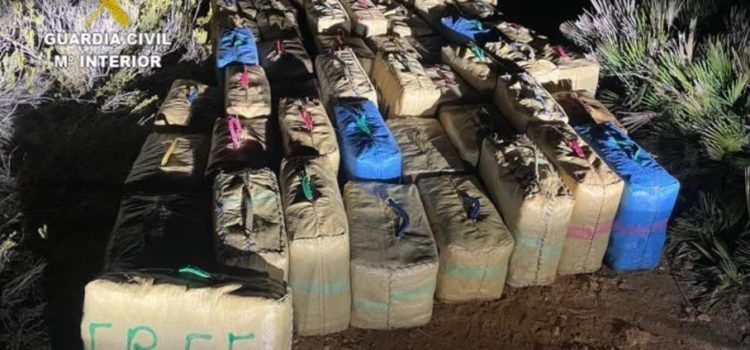 Localizado en Alcossebre un alijo de 3.400 Kilos de polen hachís